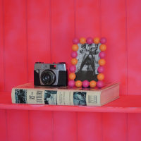 Fotolijst bolletjes neon pink-oranje 18,5x13,5cm