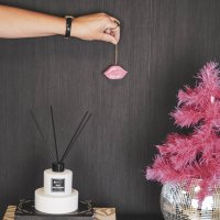 Kerstornament Lippen neonroze